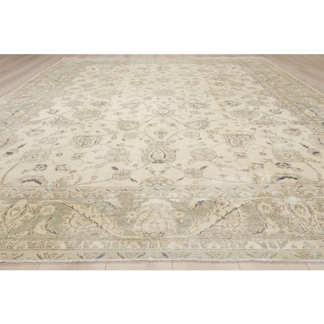 Vintage Turkish Sivas Rug, 09'11 X 13'02 For Sale - Image 9 of 10