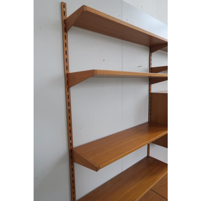 Danish Wall Shelf in Teak from FM Møbler, 1960s For Sale - Image 4 of 18