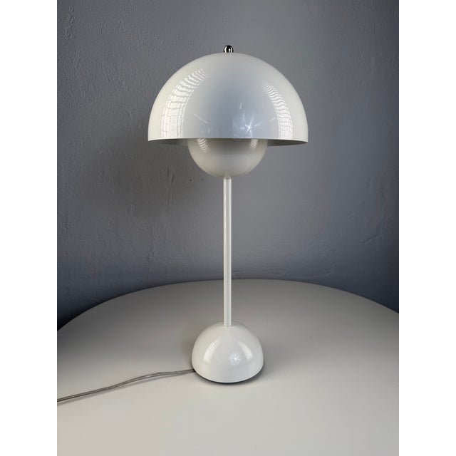 Original Flowerpot VP3 table lamp, designed by legendary Danish designer Verner Panton and produced by &Tradition. One of...