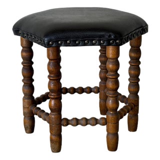 Black Leather Oak Ottoman With Nailhead Trim Spindle Legs Vintage Mid-Century Modern 1970s For Sale