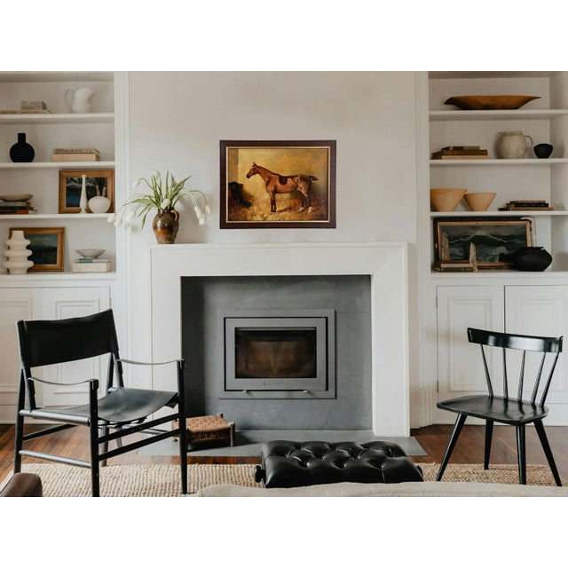 1910s “Chestnut Hunter in a Loose Box Stall” Antique Equestrian Horse Painting Oil on Canvas Attributed to Alfred Grenfell Haigh For Sale - Image 4 of 10