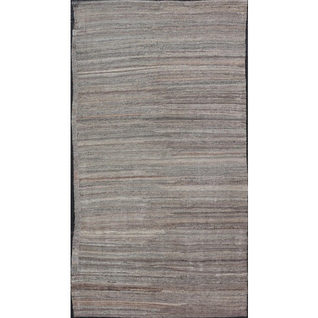 2020s Finely Made Modern Kilim With Minimalist Solid Design and Variegated Colors in Earth Tones For Sale - Image 12 of 12
