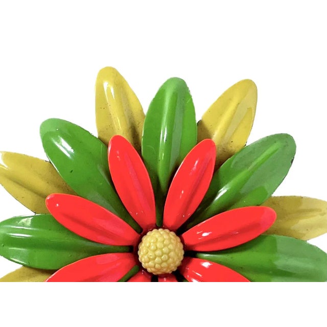 Vintage Multicolor Tole Enamel Daisy Brooch Pin For Sale - Image 4 of 4