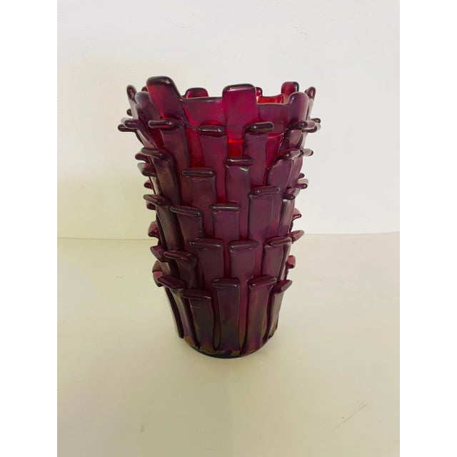 This work by Fulvio Bianconi is based on the most innovative glassmaking technique of the 1900s: thin rectangular strips...