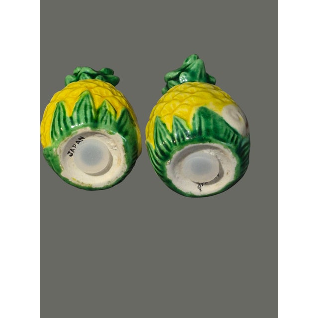 Mid 20th Century Vintage Pineapple Made in Japan Salt & Pepper Shakers "Aloha Hawaii" For Sale - Image 5 of 6