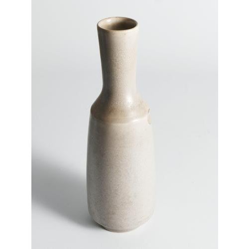 Scandinavian Modern Stoneware Vase by Ewald Dahlskog for Bo Fajans, 1940s For Sale - Image 4 of 16