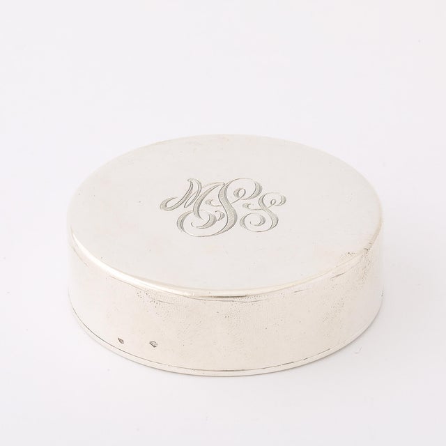 Art Deco Minimal Sterling Silver Pill Box For Sale - Image 4 of 14