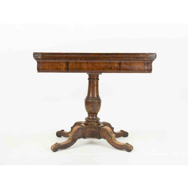 Vintage Opening Game Table realized in style in 1950s. Dimension of the table open: 89.5x89.5 cm. Good overall condition.