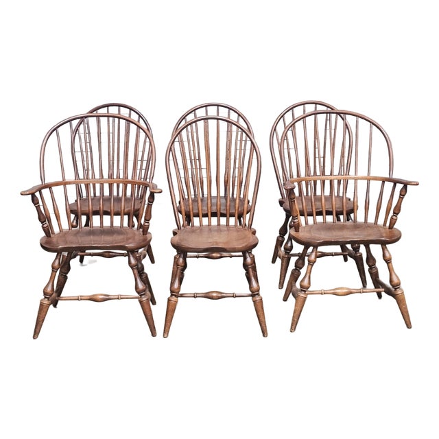 Set of 6 Nichols & Stone (Stickley) Sack Back Arm & Bow Back Side Windsor Chairs For Sale