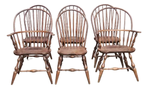 Set of 6 Nichols & Stone (Stickley) Sack Back Arm & Bow Back Side Windsor Chairs