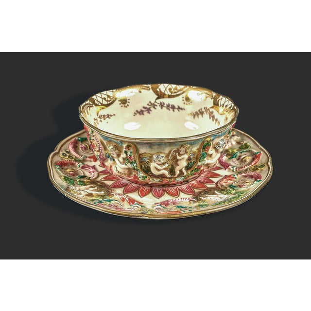 Porcelain Cup and Saucer from Capodimonte, 19th Century, Set of 2 For Sale - Image 5 of 7