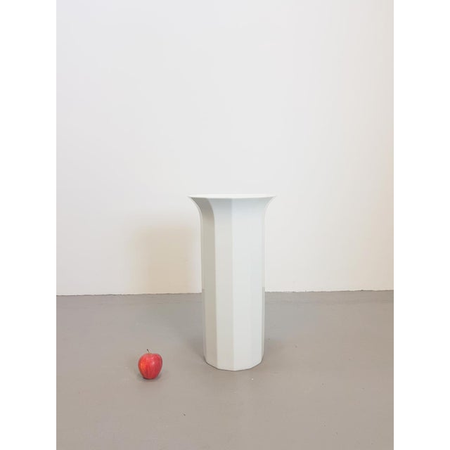 Large Floor Vase in Porcelain by Tapio Wirkkala for Rosenthal Polygon Studio Line, Germany, 1980s For Sale - Image 9 of 15