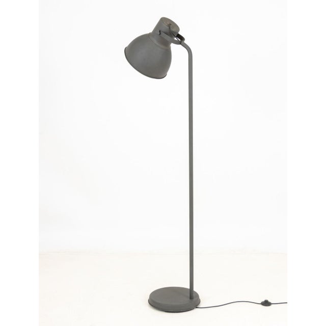 Late 20th Century Post-Industrialist Aluminum Floor Lamp For Sale - Image 5 of 7