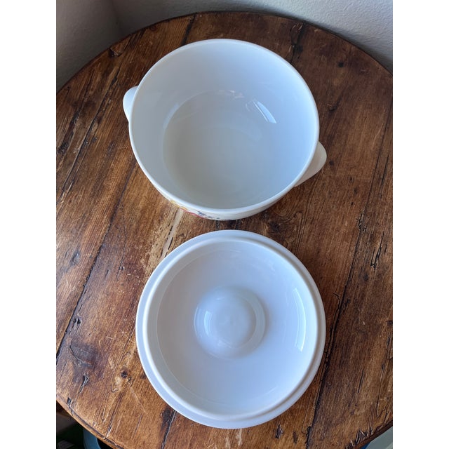 1990s Spode Marlborough Sprays Collection Serveware 2.5 Quarts Casserole Dish For Sale In Dallas - Image 6 of 7