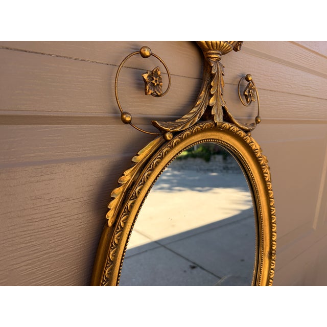 Early 20th Century Adam Style Neoclassical Giltwood Oval Mirror With Urn Crest For Sale - Image 9 of 17