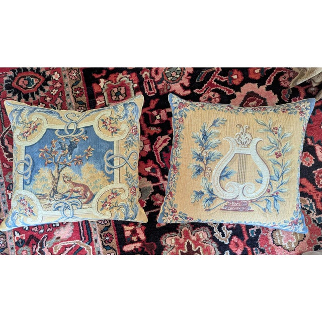 Vintage French Neoclassical Aubusson Jacquard Tapestry Pillows- A Pair For Sale - Image 9 of 16