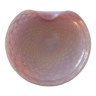 Vintage Large Scale Archimede Seguso Murano Bullicante Bowl / Vide-Poche in Lavender With Gold Adventurine For Sale