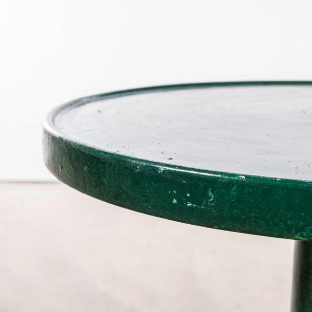 Metal Round Racing Green Side Table from Tolix, 1950s For Sale - Image 7 of 8
