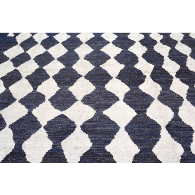 2010s Moroccan Hand Knotted Wool Rug, 10'5''x14'7'' For Sale - Image 5 of 6