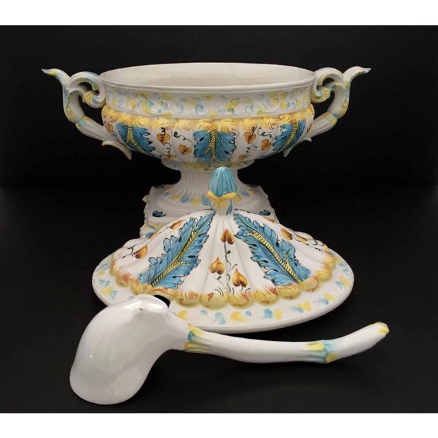 1960s Italian Faience Pedestal Majolica Soup Tureen or Centerpiece With