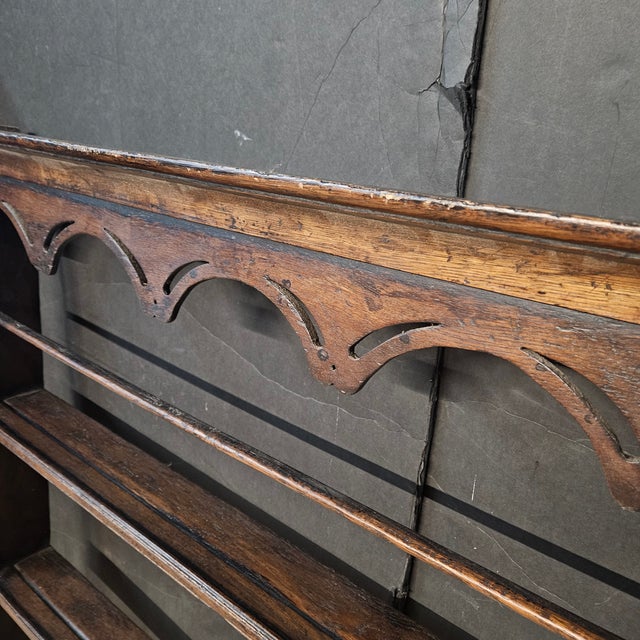 19th Century Oak Plate Rack With Shaped Frieze For Sale - Image 9 of 14