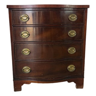 1970s Heritage Henredon Bow Front Mahogany Four-Drawer Nightstand For Sale