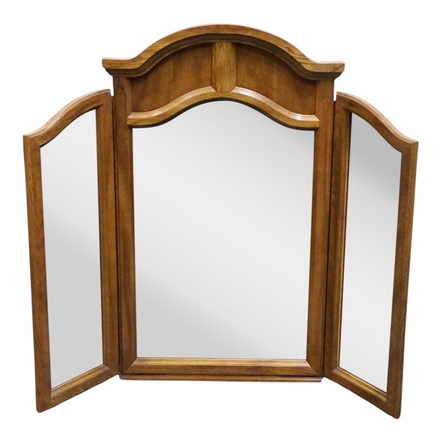 Bassett Furniture Solid Oak Traditional American Colonial Revival 56" Tri-View Mirror 2085-246 For Sale