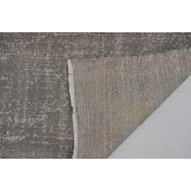 Vintage Distressed Overdyed Turkish Rug in Muted Charcoal Grey For Sale In Phoenix - Image 6 of 10