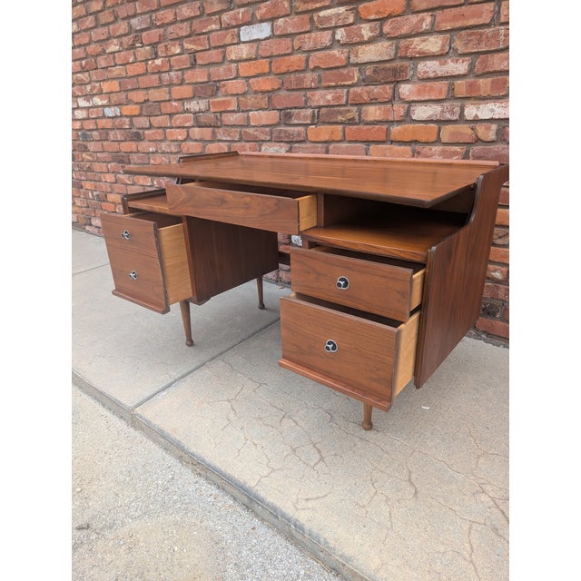 1960s Mid-Century Modern Mainline by Hooker Desk For Sale - Image 11 of 15