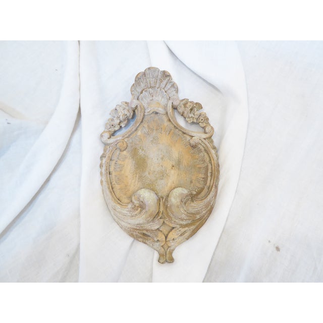 Antique Cartouche Carving For Sale - Image 4 of 4