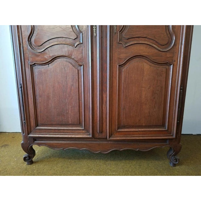 Brown Louis XV Wardrobe in Oak, 18th Century For Sale - Image 8 of 12