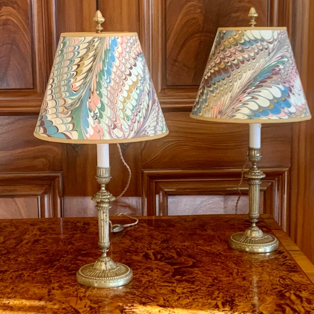 French Pair of Louis XVI Period Candlestick Lamps With Marbleized Shades For Sale - Image 3 of 15