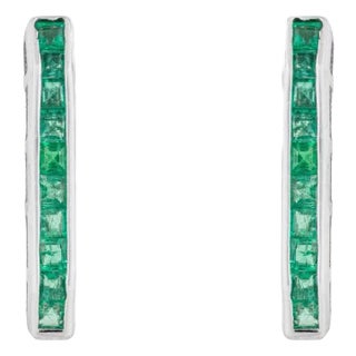 Natural Emerald Column Earrings in Sterling Silver for Her, A Pair For Sale
