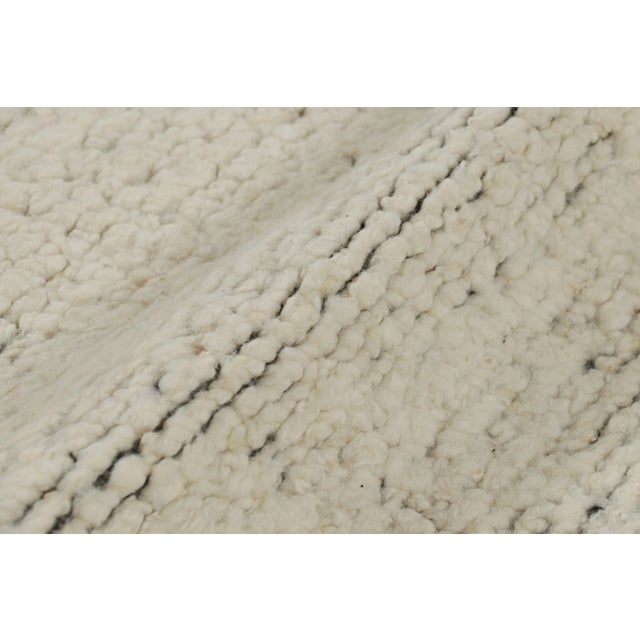 Rug & Kilim’s Contemporary Textural Rug in Tones of Beige-Brown - 9x12 For Sale In New York - Image 6 of 7