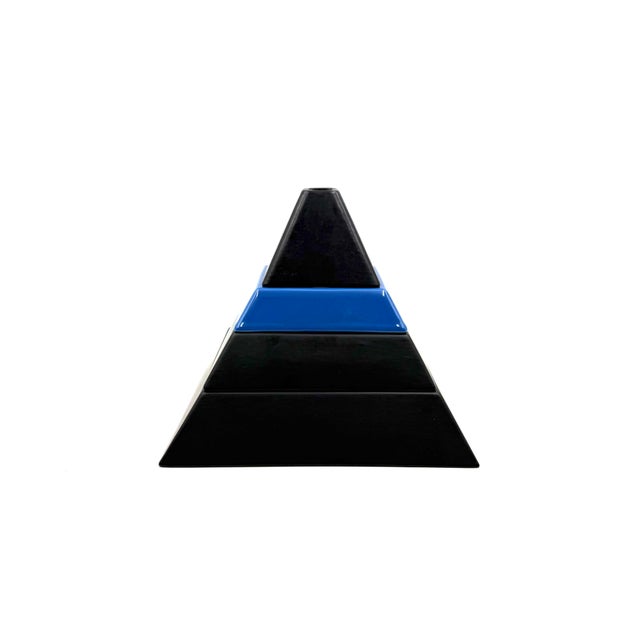 1980s French Pyramid Shaped Stacked Ceramic Ashtrays, 1980s, Set of 4 For Sale - Image 5 of 18