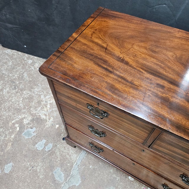 Late 19th Century Mahogany Oak Lined 2 Over 2 Drawers Georgian Chest For Sale - Image 12 of 16