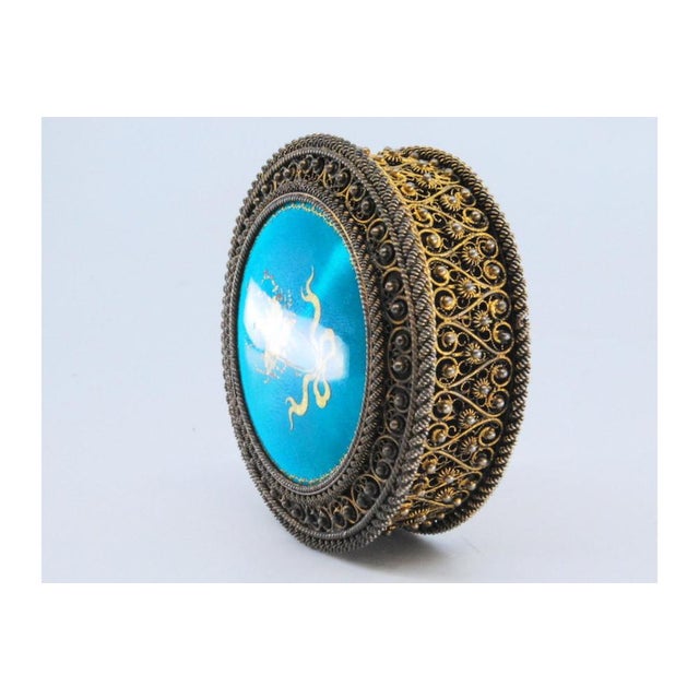 Rose-Plated Silver Box with Filigree and Lid Decorated with Floral Motifs For Sale - Image 4 of 12