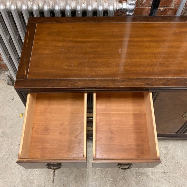 1970s Drexel Low Dresser For Sale In New York - Image 6 of 12