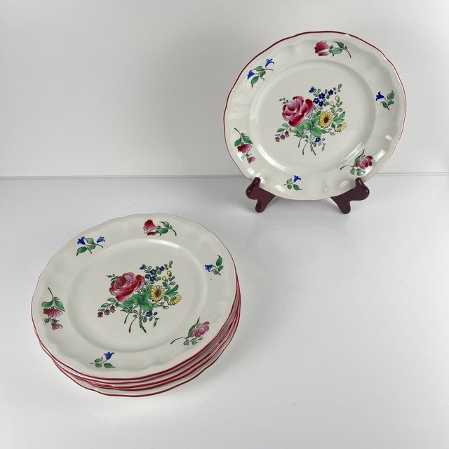Flat plates from the renowned KG Luneville pottery – Réverbère pattern, an iconic piece of French tableware. Origin: KG...