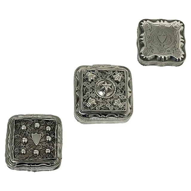 Silver Dutch Silver Peppermint Boxes, Set of 3 For Sale - Image 8 of 8