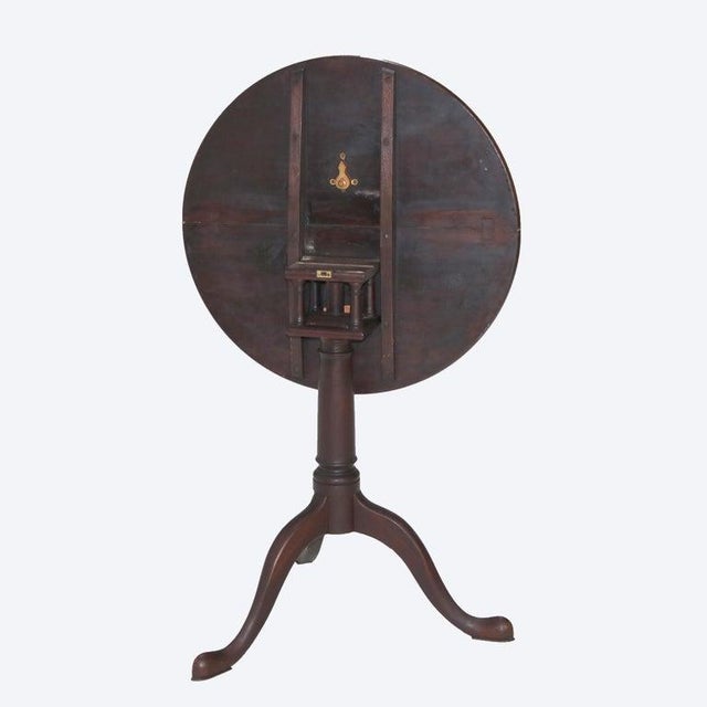 Queen Anne Antique Queen Anne Mahogany Dish Top Tilt Top Table With Bird Cage C1780 For Sale - Image 3 of 11