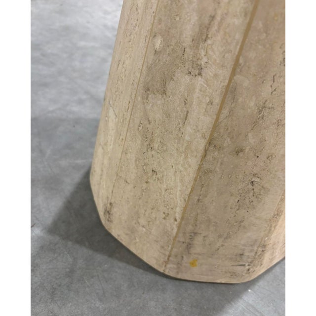 Cream Modernist Side Tables by La Rosa Milano in Travertine and Brass, 1970s For Sale - Image 8 of 13