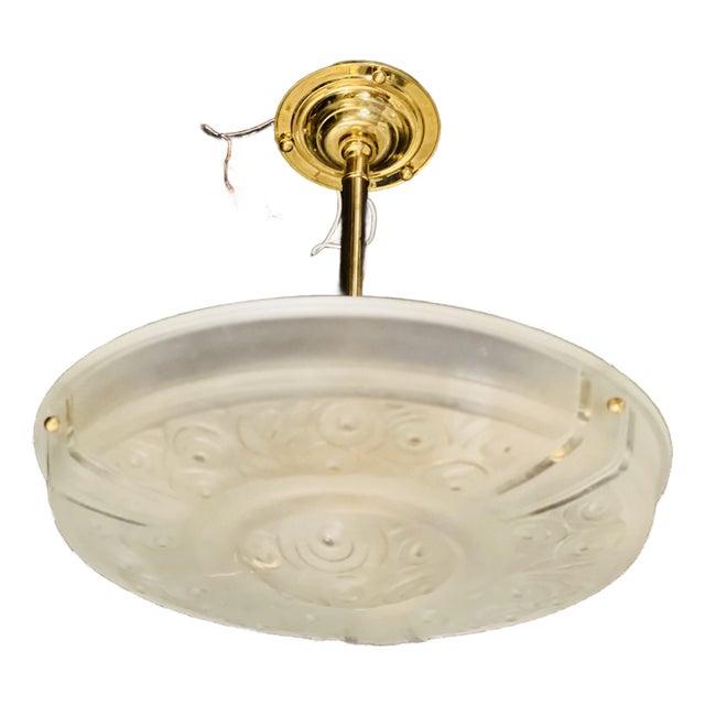 1930s Signed Sabino France Art Deco Frosted Glass Plafonnier Chandelier – Sculptural 3-Light Pendant For Sale