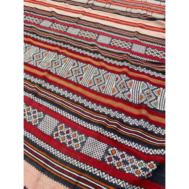 Vintage Tribal Berbere Moroccan Kilim Rug , 1950s For Sale - Image 14 of 18