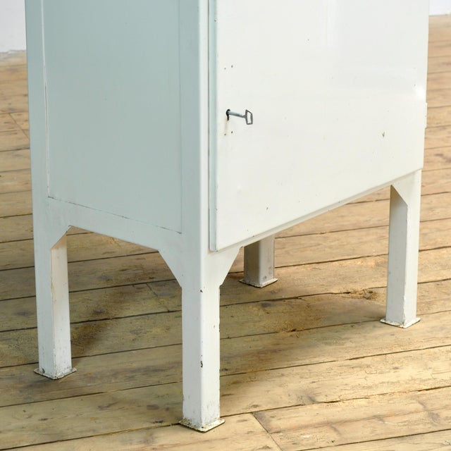 Metal Vintage Medicine Cabinet, 1970s For Sale - Image 7 of 11