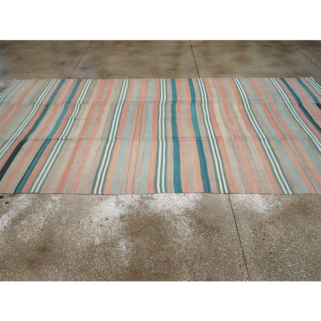 Galerie Shabab Collection Mid-20th Century Handmade Turkish Flatweave Kilim Gallery Carpet For Sale In New York - Image 6 of 10