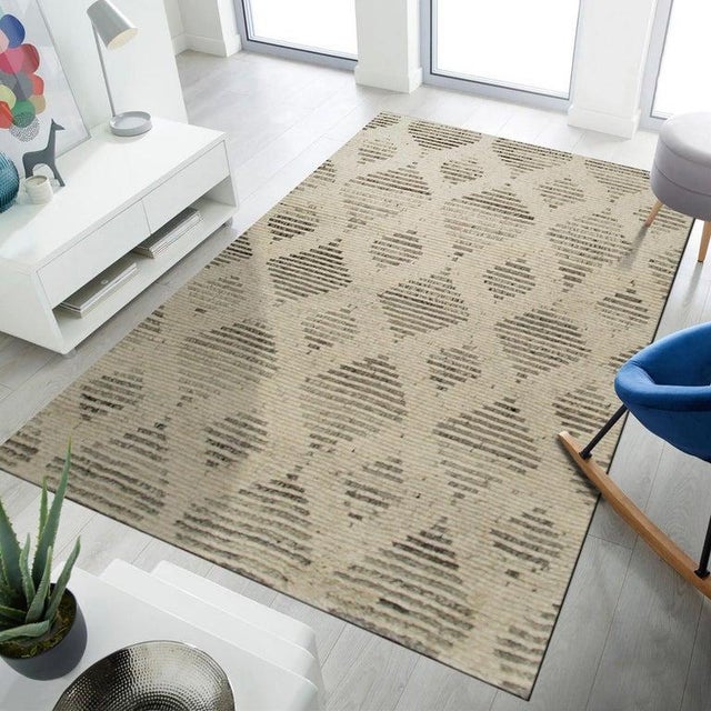 6x8 Ivory Hand-Knotted Wool Linear Diamond Motif Modernist Carpet Rug For Sale - Image 4 of 4