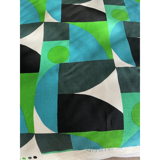 Vibrant and bold graphic print designed by Serena Dugan Studio printed on Belgian linen. Design inspired by Mexico City's...