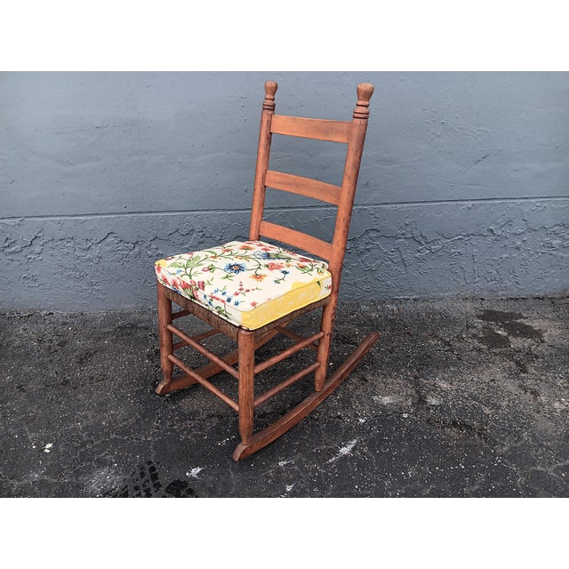 Wood 1950s Traditional Walnut Rocking Chair/ Rush Seat For Sale - Image 7 of 10