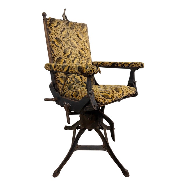 Rare Bigelow St. Louis Mechanical Barber / Medical Chair, Circa 1890–1905 For Sale